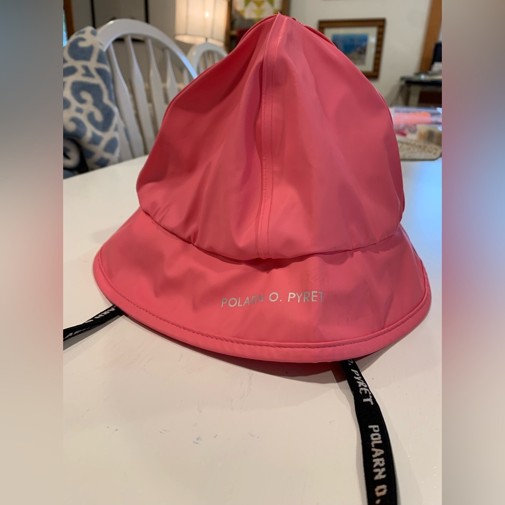 Pink Polarn o. Pyret north eastern rain hat, size 2-6yrs